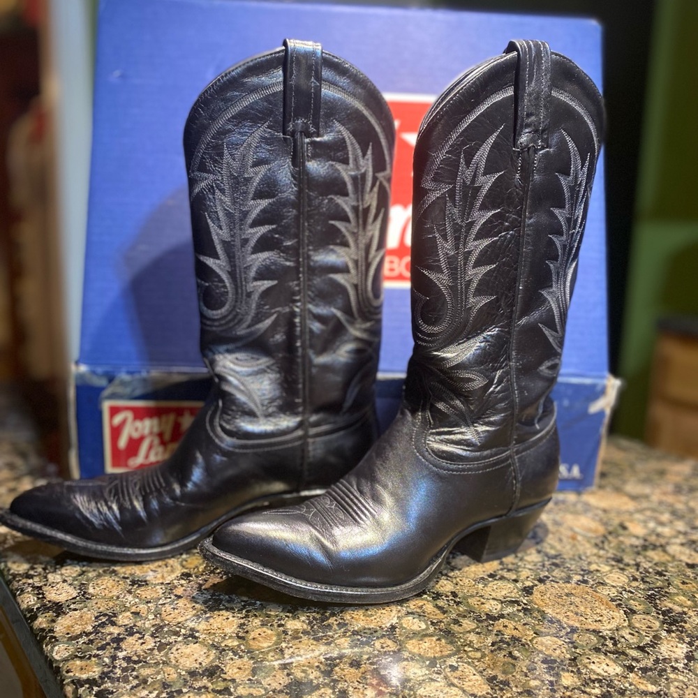 Western cowboy Tony Lama boots , size 6.5 M, black, woman